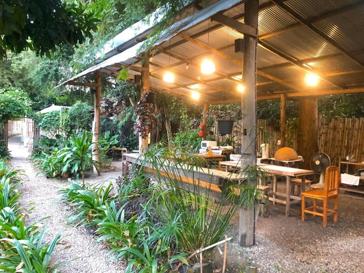 Lanna House Lanna Hut Chiangmai Acomodação com café da manhã Chiang Mai Exterior foto