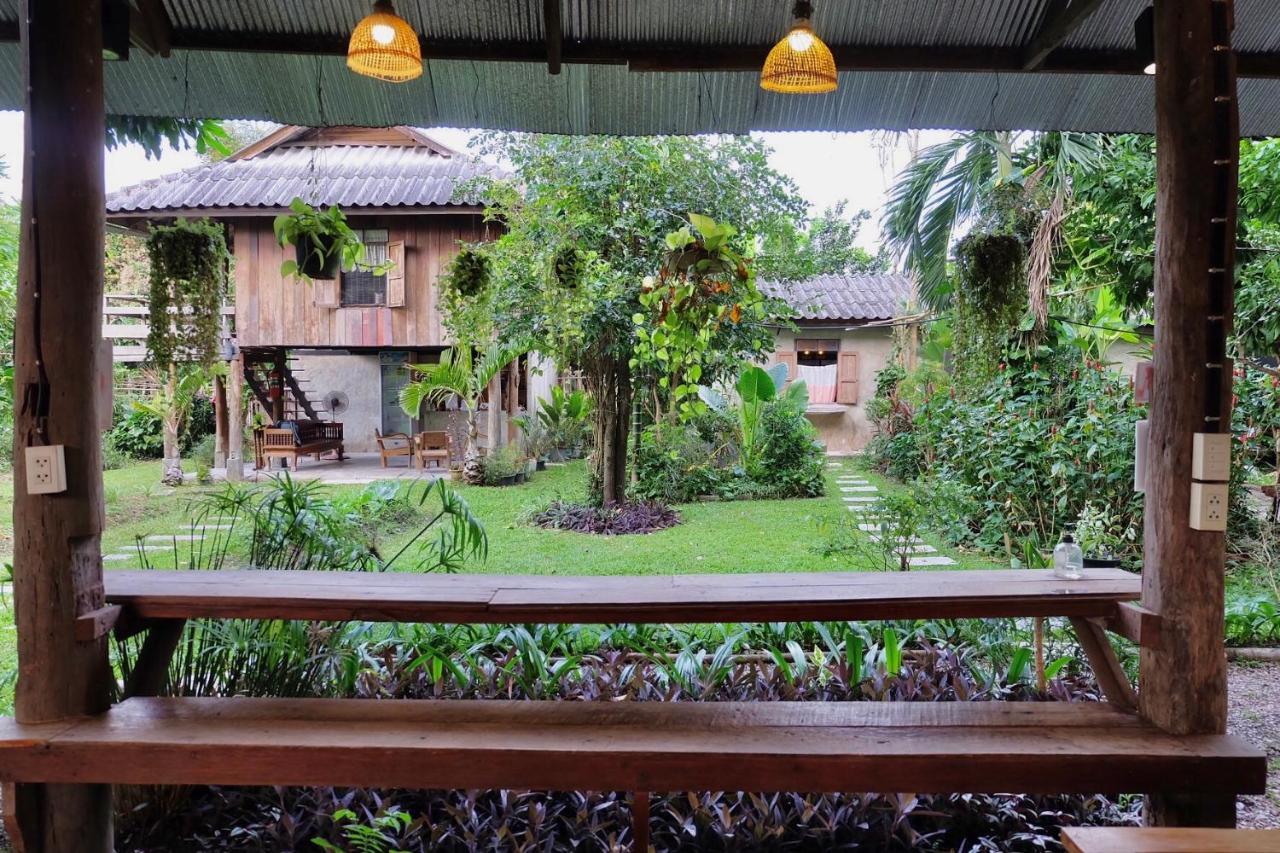 Lanna House Lanna Hut Chiangmai Acomodação com café da manhã Chiang Mai Exterior foto